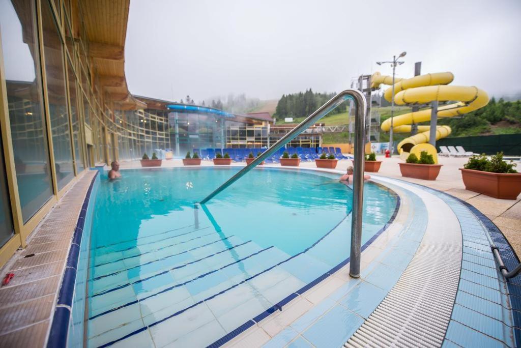 Apartmany Meander Thermal & Ski Rezort Oravice Exterior photo