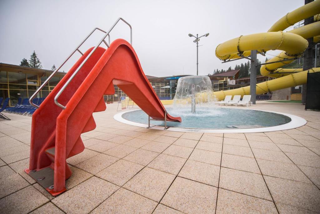 Apartmany Meander Thermal & Ski Rezort Oravice Exterior photo